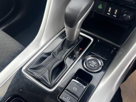 2021 Mitsubishi Eclipse Cross - Thumbnail