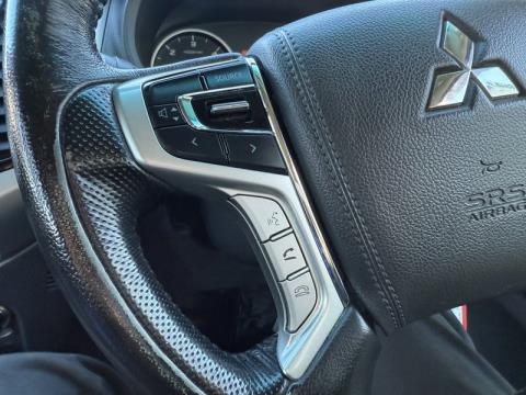 2017 Mitsubishi Triton - Thumbnail