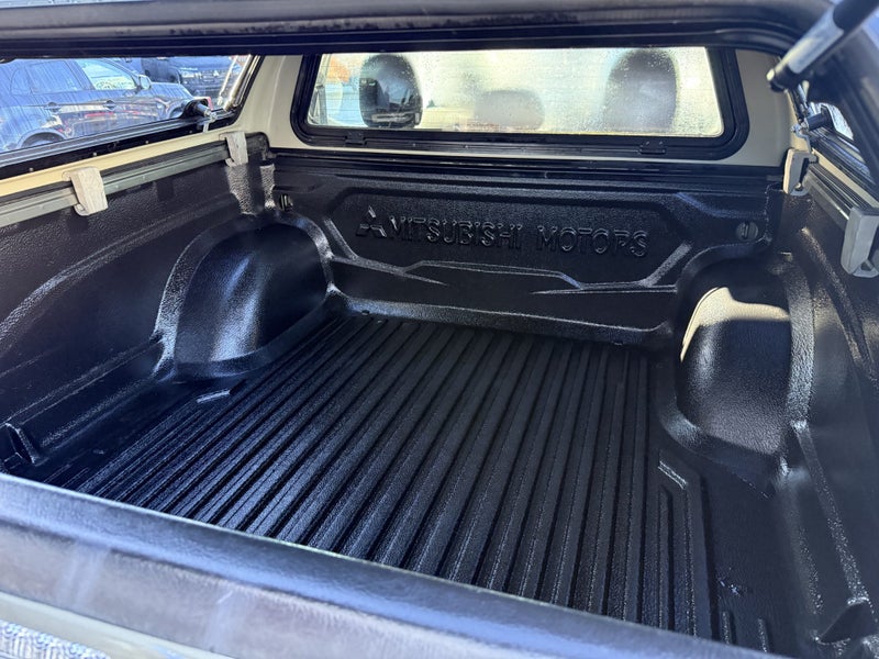 2017 Mitsubishi Triton