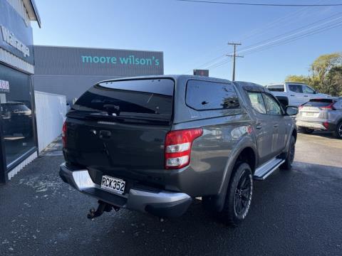 2017 Mitsubishi Triton - Thumbnail