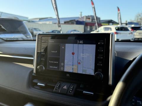 2021 Toyota RAV4 - Thumbnail