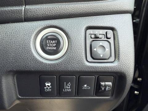 2023 Mitsubishi Triton - Thumbnail
