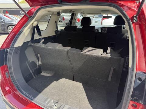 2019 Mitsubishi Outlander - Thumbnail