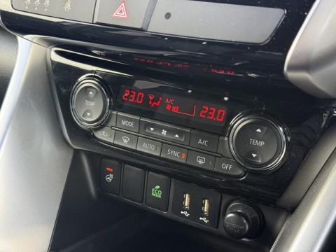 2022 Mitsubishi Eclipse Cross - Thumbnail