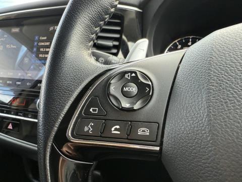 2021 Mitsubishi Outlander - Thumbnail