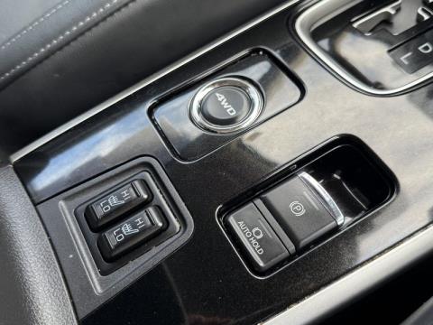 2021 Mitsubishi Outlander - Thumbnail