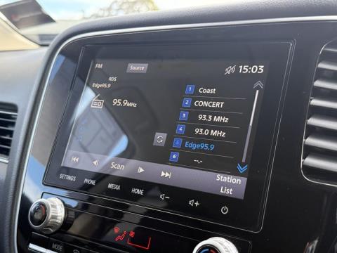 2021 Mitsubishi Outlander - Thumbnail