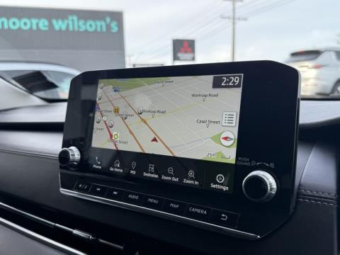 2022 Mitsubishi Outlander - Thumbnail