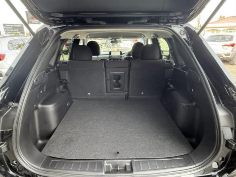 2022 Mitsubishi Outlander - Thumbnail