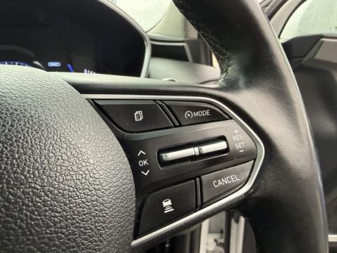 2018 Hyundai Santa Fe - Thumbnail