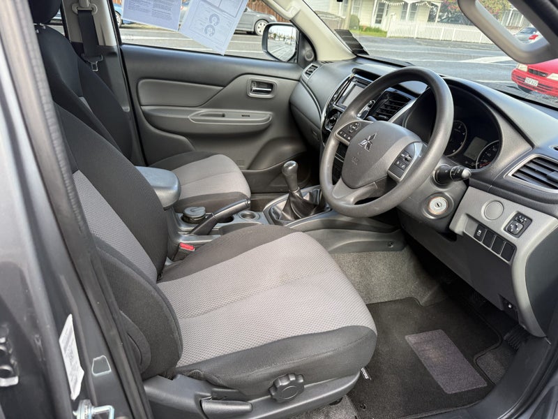 2017 Mitsubishi Triton