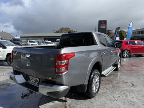 2017 Mitsubishi Triton - Thumbnail