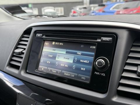 2018 Mitsubishi Lancer - Thumbnail