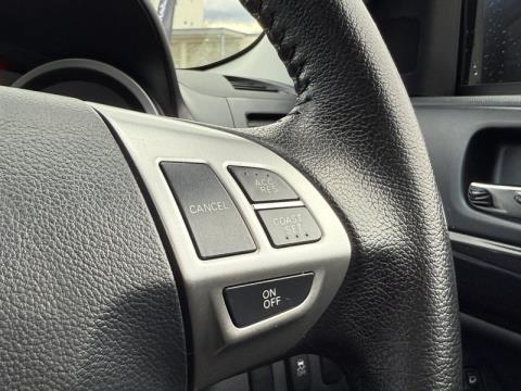 2018 Mitsubishi Lancer - Thumbnail