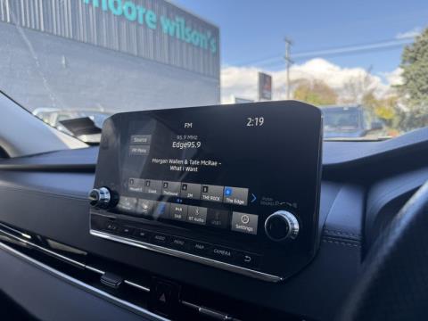 2022 Mitsubishi Outlander - Thumbnail
