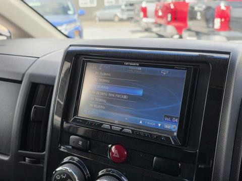 2012 Mitsubishi Delica - Thumbnail