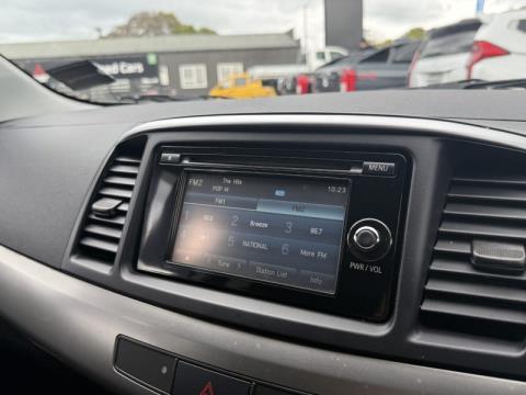 2015 Mitsubishi Lancer - Thumbnail