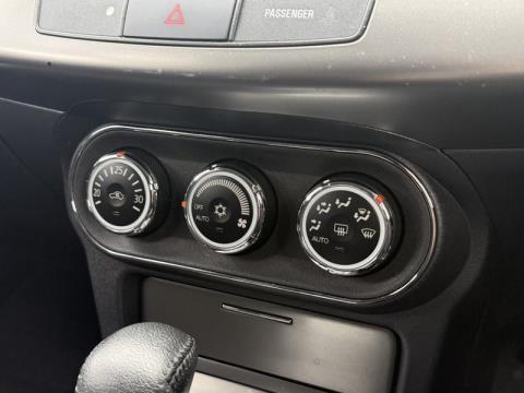 2015 Mitsubishi Lancer - Thumbnail