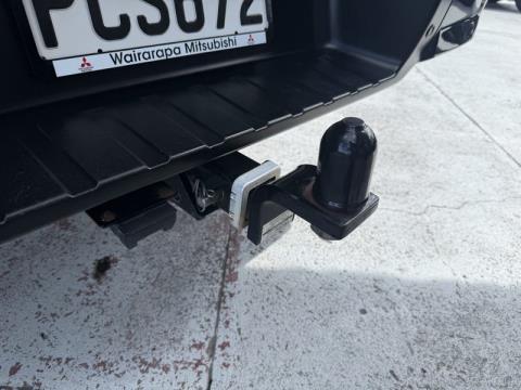 2022 Isuzu D MAX - Thumbnail