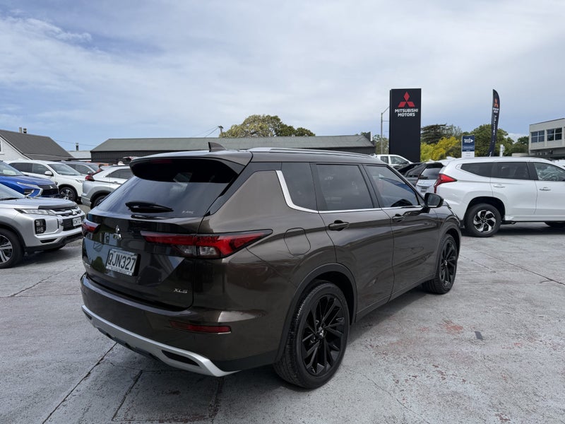 2024 Mitsubishi Outlander