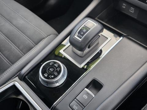 2023 Mitsubishi Outlander - Thumbnail