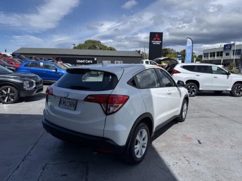 2017 Honda HR-V - Thumbnail