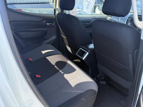 2020 Mitsubishi Triton - Thumbnail