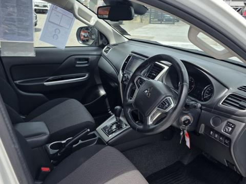 2024 Mitsubishi Triton - Thumbnail