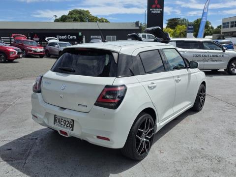 2025 Suzuki Swift - Thumbnail