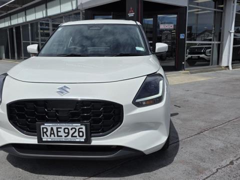 2025 Suzuki Swift - Thumbnail