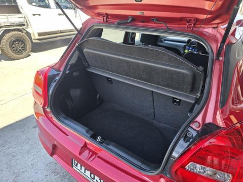 2024 Suzuki Swift - Thumbnail