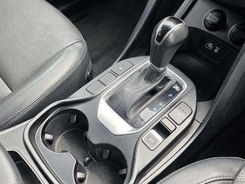 2018 Hyundai Santa Fe - Thumbnail