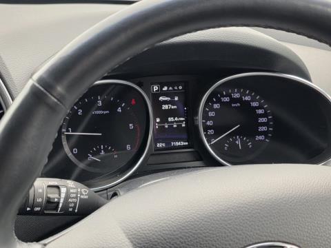 2018 Hyundai Santa Fe - Thumbnail