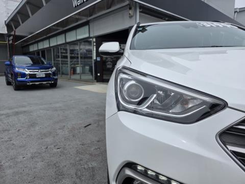 2018 Hyundai Santa Fe - Thumbnail