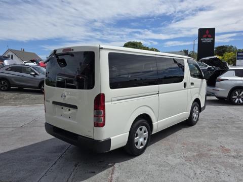 2023 Toyota Hiace - Thumbnail