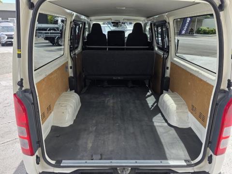 2023 Toyota Hiace - Thumbnail