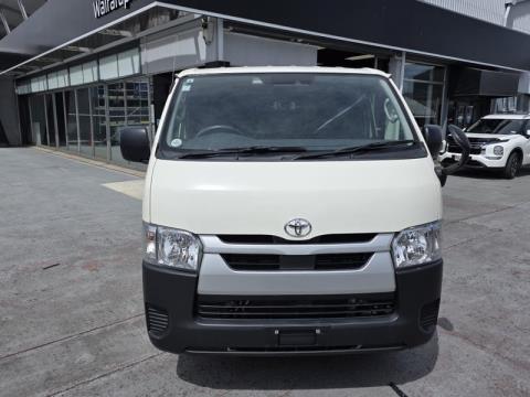 2023 Toyota Hiace - Thumbnail