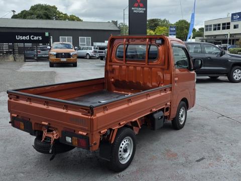 2025 Daihatsu Hi Jet - Thumbnail