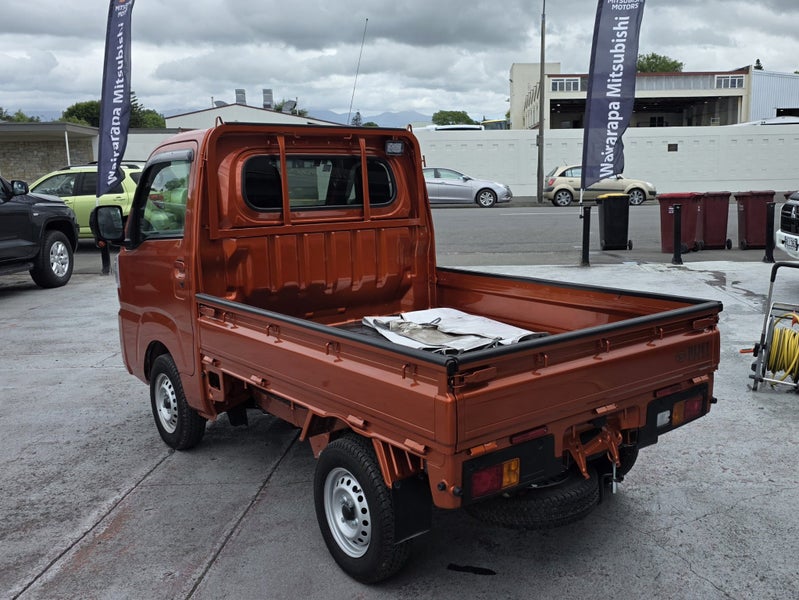 2025 Daihatsu Hi Jet