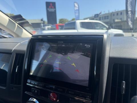 2017 Mitsubishi Delica - Thumbnail