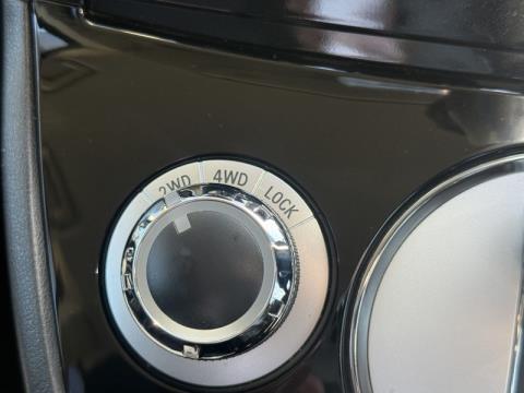 2017 Mitsubishi Delica - Thumbnail