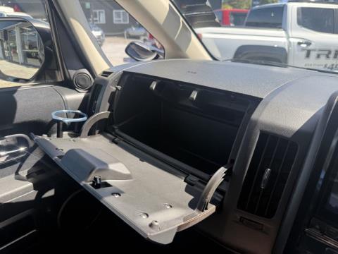 2017 Mitsubishi Delica - Thumbnail