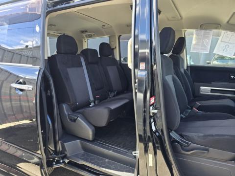 2017 Mitsubishi Delica - Thumbnail