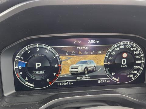 2024 Mitsubishi Outlander - Thumbnail