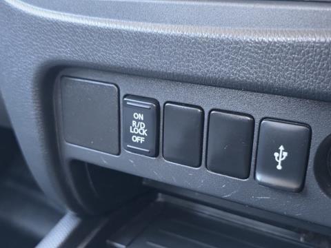 2016 Mitsubishi Triton - Thumbnail