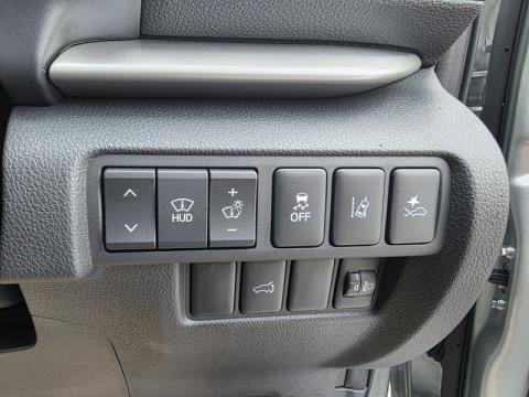 2025 Mitsubishi Eclipse Cross - Thumbnail