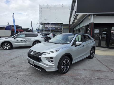 2025 Mitsubishi Eclipse Cross - Thumbnail