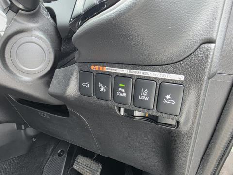 2017 Mitsubishi Outlander - Thumbnail