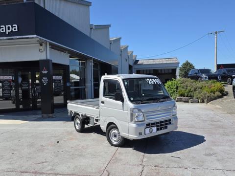 2023 Suzuki Carry