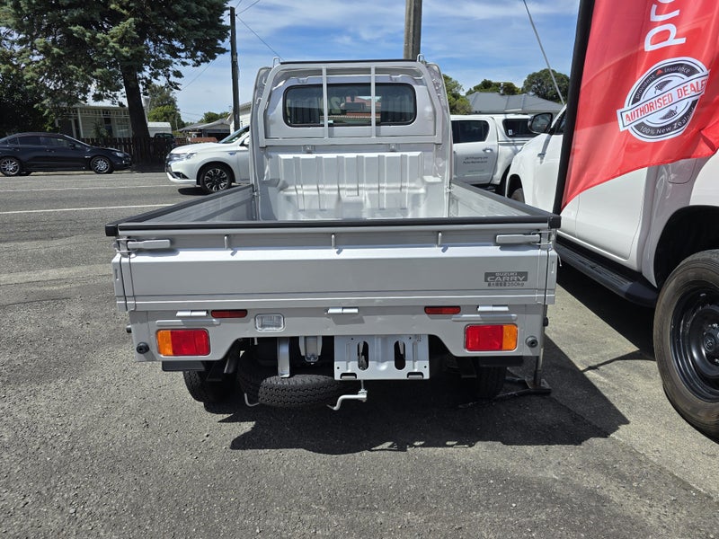 2023 Suzuki Carry